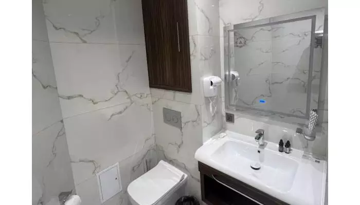 هتل آینی دوشنبه